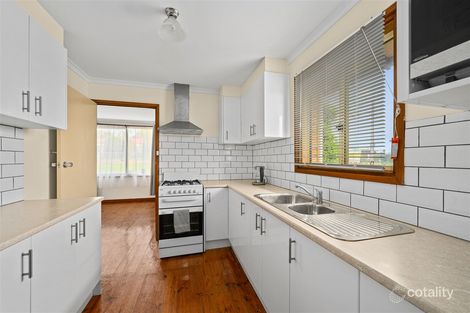 Property photo of 33 Denby Close Christie Downs SA 5164