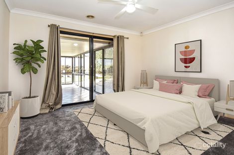 Property photo of 4 Rodd Place Orange NSW 2800