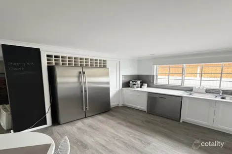 Property photo of 21 Wyangan Avenue Griffith NSW 2680