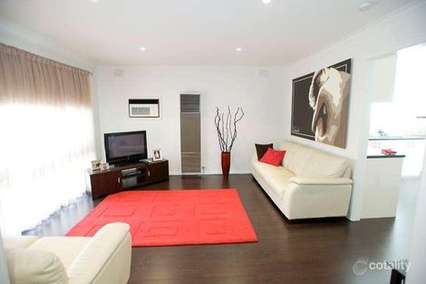 1/18 Moushall Ave, Niddrie, VIC 3042