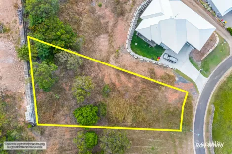 Property photo of 17 Fraser Crescent Pacific Heights QLD 4703