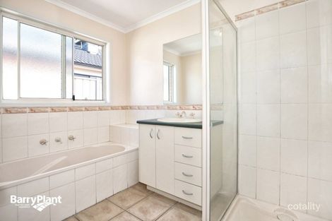 Property photo of 7 Sage Hills Place Craigieburn VIC 3064