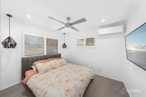 Property photo of 18 Hampton Street Alexandra Hills QLD 4161