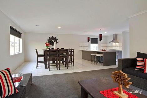 Property photo of 152 Heather Grove Clyde North VIC 3978