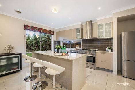 Property photo of 11 Orrington Drive Keysborough VIC 3173