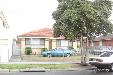 4 Raymond St, Dandenong, VIC 3175