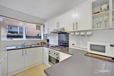 Property photo of 1/560 Pascoe Vale Road Pascoe Vale VIC 3044