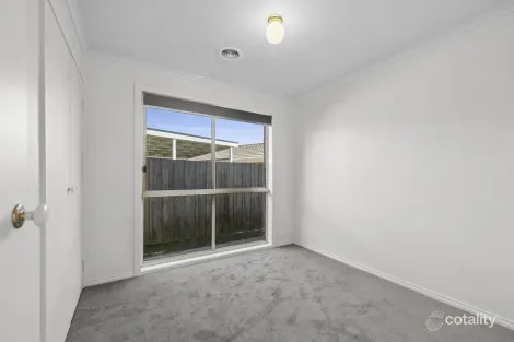 Property photo of 30 The Boulevard Gisborne VIC 3437