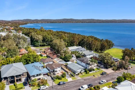 5 View St, The Entrance, NSW 2261