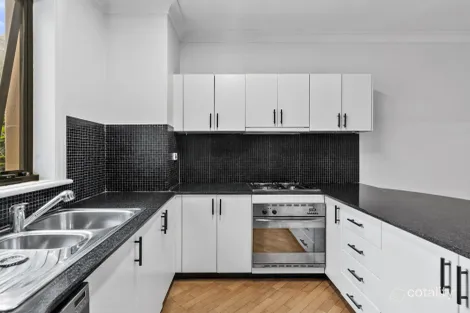 Property photo of 16/11-15 Young Street Paddington NSW 2021