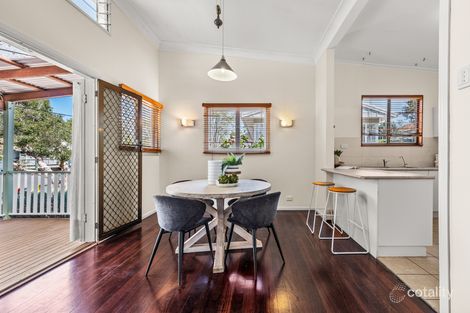 Property photo of 36 Logan Avenue Oxley QLD 4075