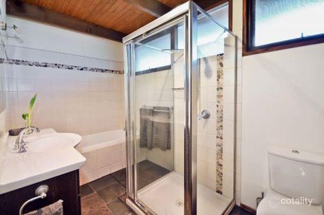 Property photo of 8 Davies Drive Eltham VIC 3095