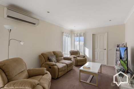 Property photo of 2/52 Orlando Street Eaglehawk VIC 3556