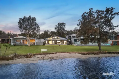 Property photo of 28 Morton Crescent Davistown NSW 2251