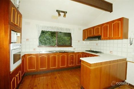 Property photo of 15 Werac Drive Ringwood North VIC 3134