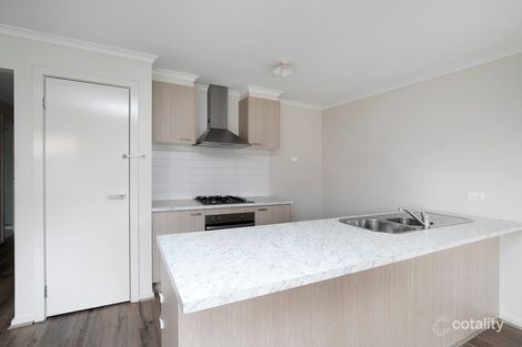 Property photo of 82 Jester Drive Cobblebank VIC 3338