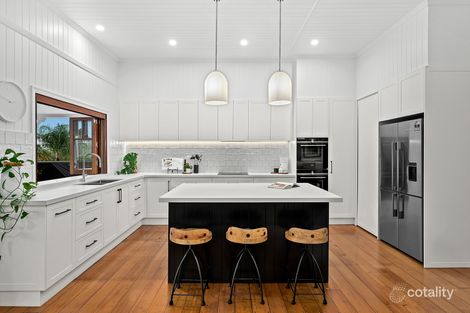 Property photo of 98 Morehead Avenue Norman Park QLD 4170