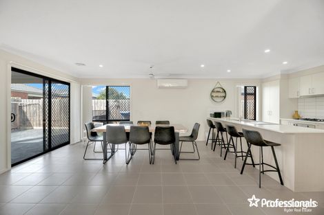 Property photo of 10 Gosse Crescent Brookfield VIC 3338