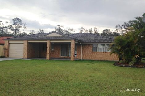 4 Bayview Dr, Yamba, NSW 2464