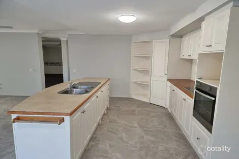 Property photo of 6 Avalon Street Sandstone Point QLD 4511