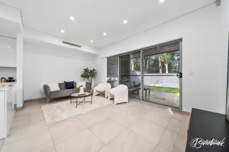 Property photo of 17B Kurrajong Road Greystanes NSW 2145