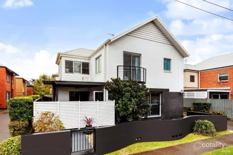 1/6 Robert St, Merewether, NSW 2291