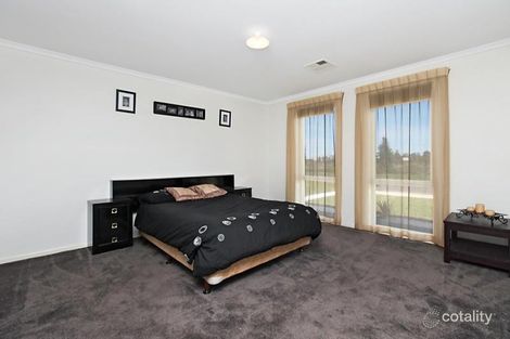 Property photo of 52 Waterside Drive Burton SA 5110