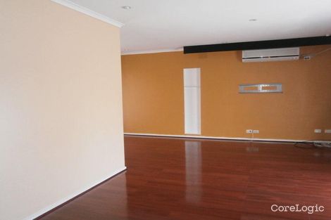 Property photo of 34 Kinkead Crescent Endeavour Hills VIC 3802