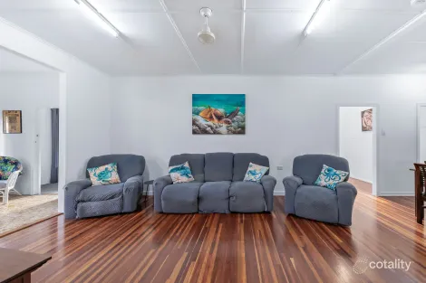 Property photo of 26 Marine Parade Midge Point QLD 4799