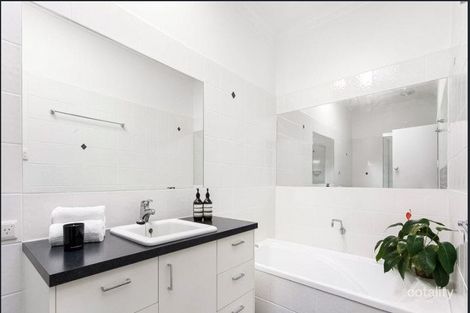 Property photo of 11 Venice Street Box Hill South VIC 3128