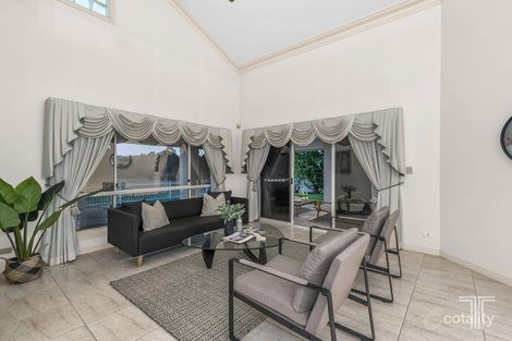 Property photo of 22 Turnberry Place Carindale QLD 4152