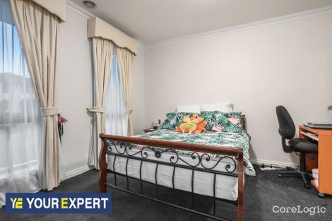 Property photo of 16 Viewpoint Place Berwick VIC 3806