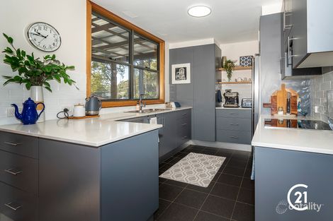 Property photo of 23 Cams Boulevard Summerland Point NSW 2259
