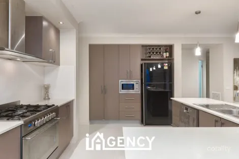 Property photo of 4 Locky Grove Lyndhurst VIC 3975