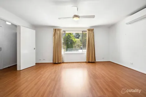 Property photo of 14 Schaffer Place Charnwood ACT 2615