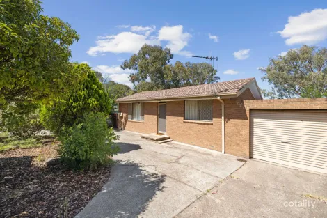 14 Schaffer Pl, Charnwood, ACT 2615