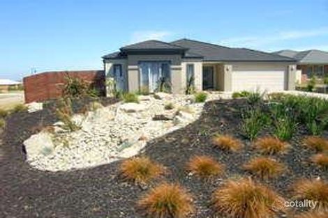 67 Summerfield Dr, Mornington, VIC 3931