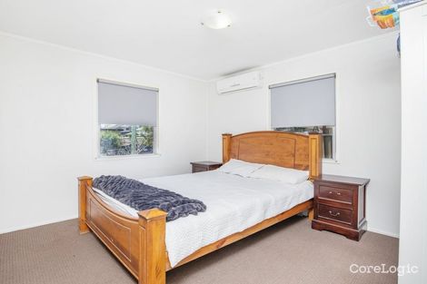 Property photo of 18 Allden Avenue Labrador QLD 4215