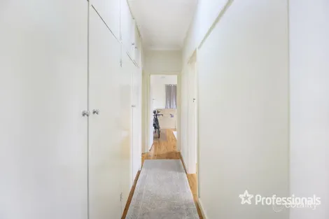 Property photo of 141 Grove Street Kooringal NSW 2650