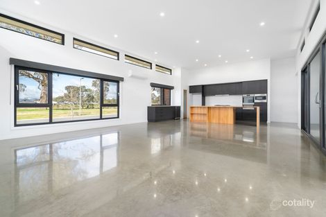 Property photo of 20 Woodbridge Street Killara VIC 3691