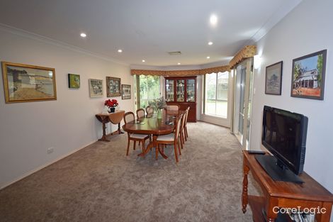 Property photo of 18 Magpie Close Dubbo NSW 2830