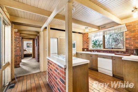 Property photo of 18 Darlington Avenue Wheelers Hill VIC 3150