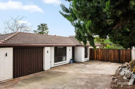 7 Emmanuel Ct, Christie Downs, SA 5164