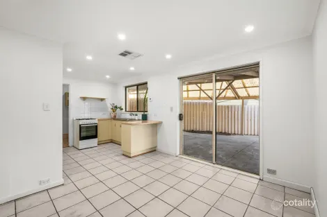 Property photo of 7 Emmanuel Court Christie Downs SA 5164