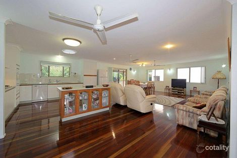 Property photo of 9 Cockatoo Crescent Gooburrum QLD 4670