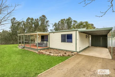 5189 Riverina Hwy, Howlong, NSW 2643