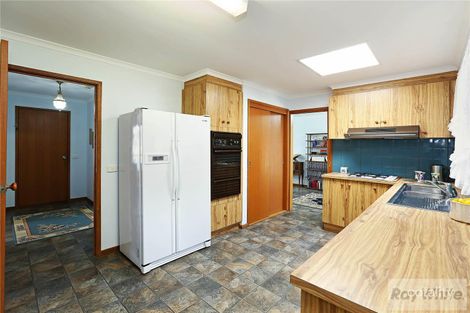 Property photo of 11 Brunel Close Lara VIC 3212