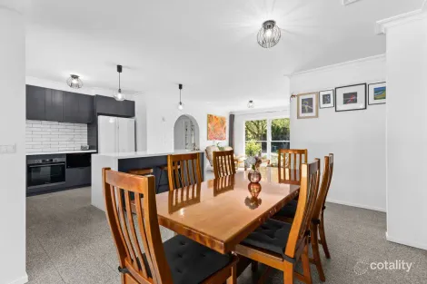 Property photo of 3-4 Willow Court Traralgon VIC 3844