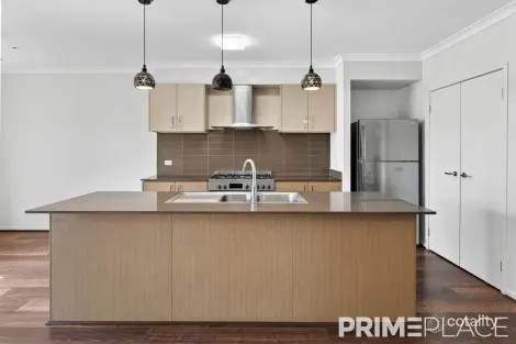 Property photo of 61 Opperman Drive Springfield Lakes QLD 4300