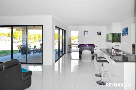 Property photo of 11 Arlington Way Kensington Grove QLD 4341